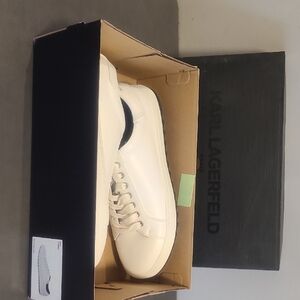 Karl Lagerfeld Cream and Black Leather Low-Top Sneakers